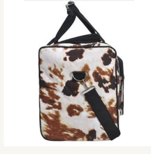 Load image into Gallery viewer, Cow print duffel bag 23 inch